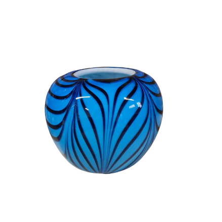 Vaso in vetro di Murano Fenicio, tecnica a incalmo, blu profondo e lattimo