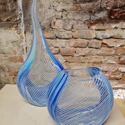 Set di due vasi in vetro di Murano, tecnica Filigrana e Gaia, color acquamarina e blu intenso