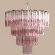 Lampadario in Vetro di Murano Rosa | 78 tubi soffiati a mano, design a stella a quattro livelli, struttura in nichel