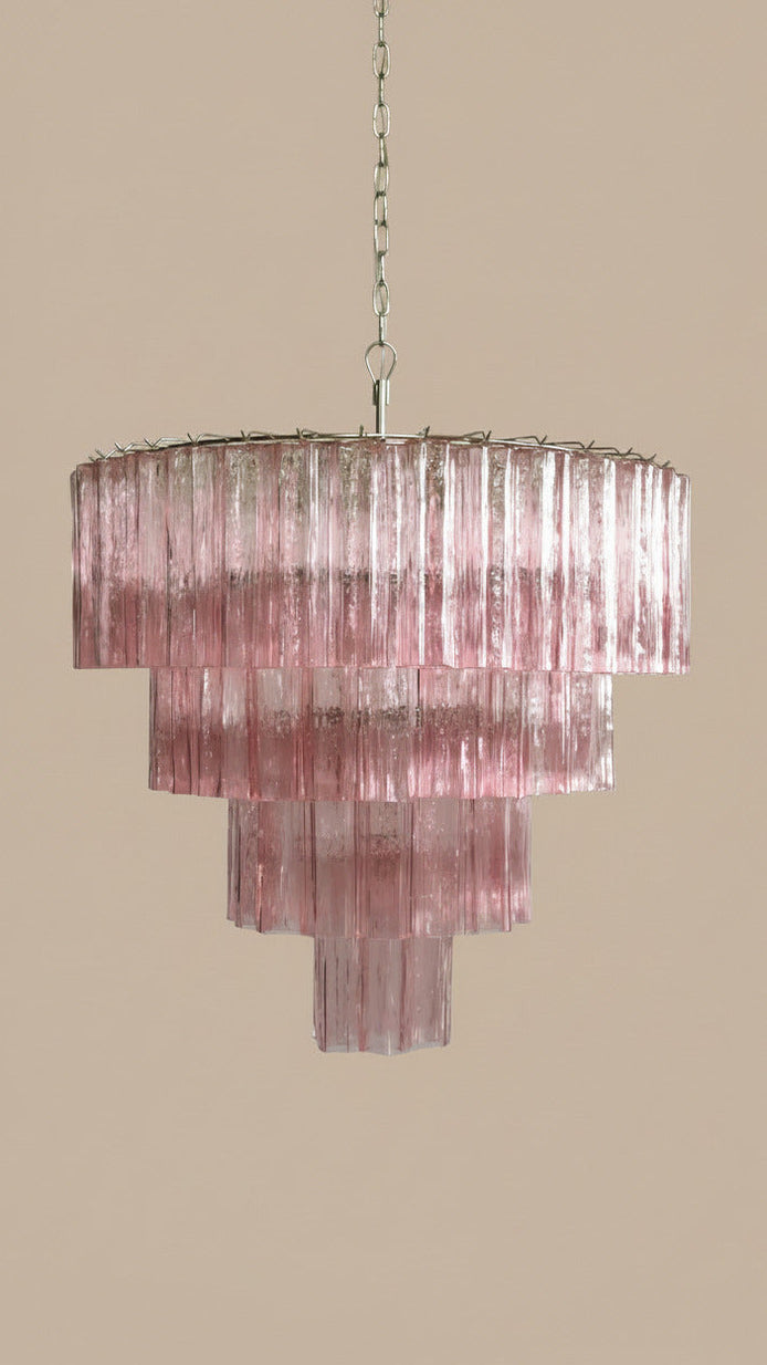 Lampadario in Vetro di Murano Rosa | 78 tubi soffiati a mano, design a stella a quattro livelli, struttura in nichel