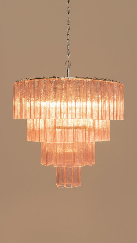 Lampadario in Vetro di Murano Rosa | 78 tubi soffiati a mano, design a stella a quattro livelli, struttura in nichel