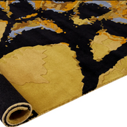 The Swallowtail | Tappeto annodato a mano in lana, seta e tencel
