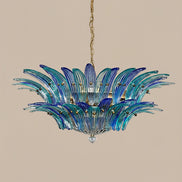 Lampadario in Vetro di Murano Palmetta Blu e Turchese | 82 elementi soffiati a mano, due livelli, struttura dorata