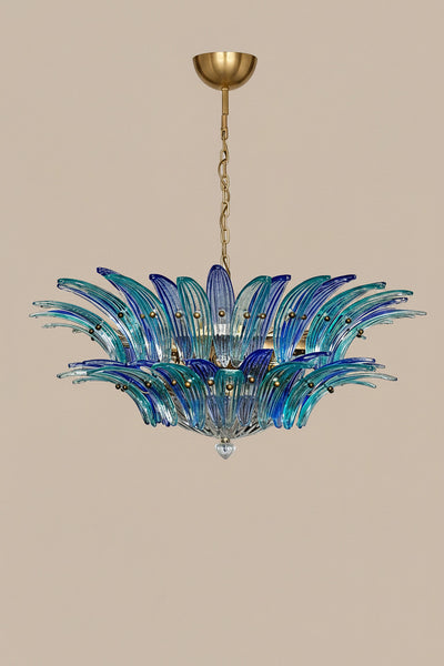 Lampadario in Vetro di Murano Palmetta Blu e Turchese | 82 elementi soffiati a mano, due livelli, struttura dorata