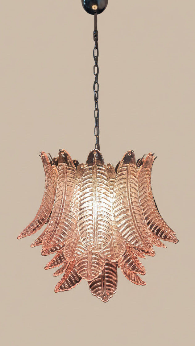 Lampadario in vetro di Murano rosa con 36 vetri soffiati a mano