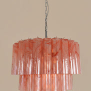Lampadario in vetro di Murano rosa alabastro | design scultoreo multilivello, struttura in nichel