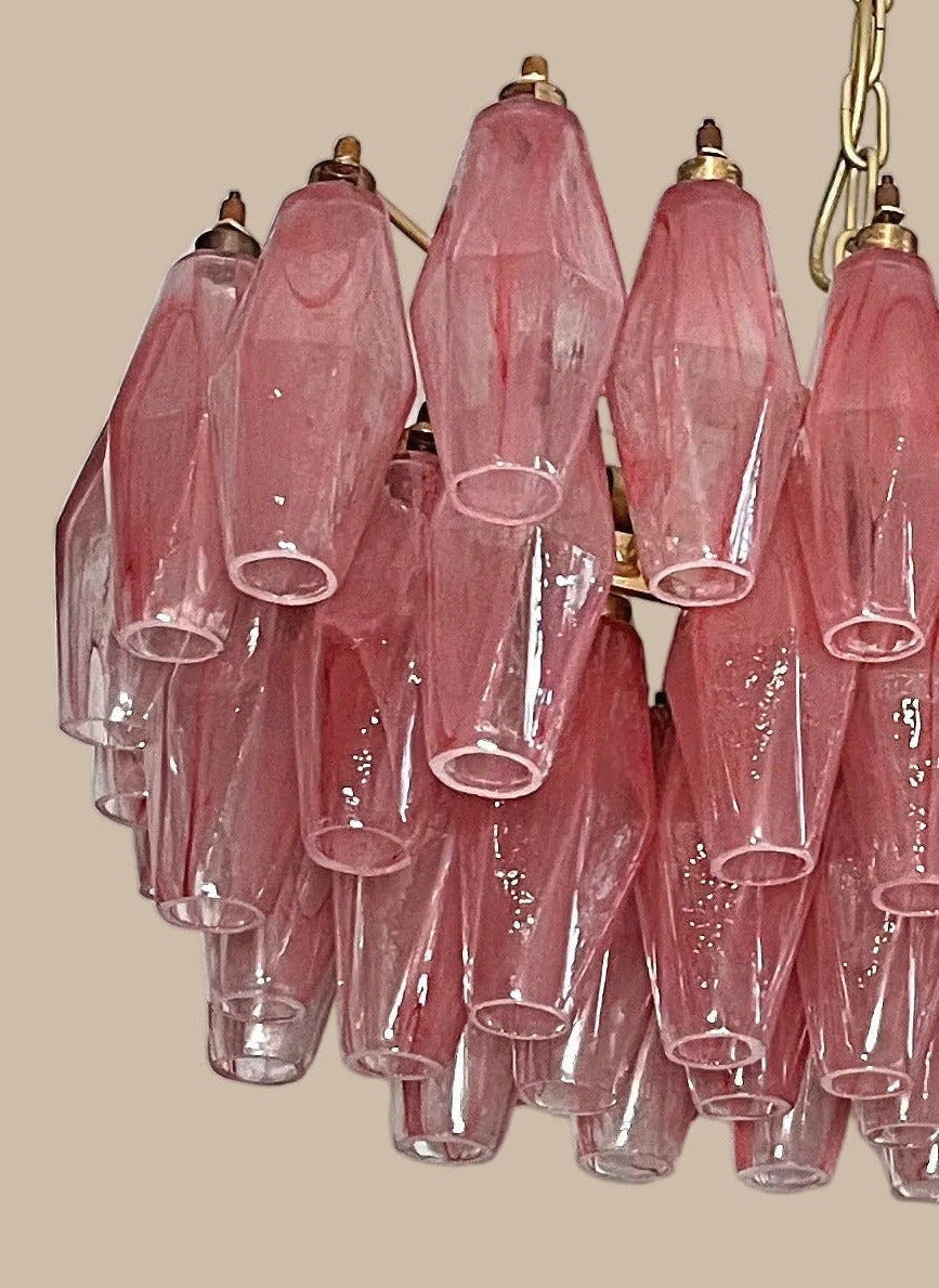 Lampadario in vetro di Murano poliedri bianco alabastro | montatura in ottone e oro