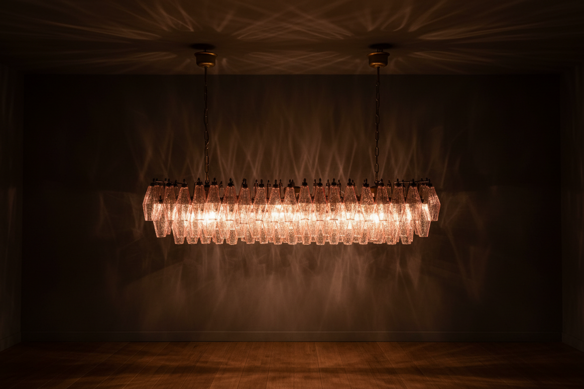 Lampadario in vetro di Murano "Poliedri" rosa, alla maniera di Carlo Scarpa