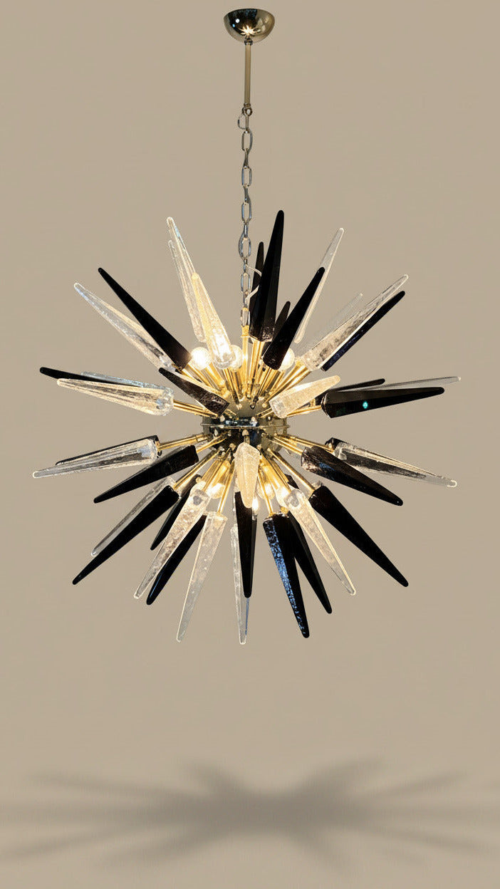 Lampadario Sputnik in Vetro di Murano Soffiato a Mano, 51 Punte Trasparenti e Nere, Struttura in Ottone