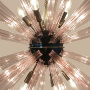 Lampadario Sputnik con cristalli rosa, 50 prismi Triedri